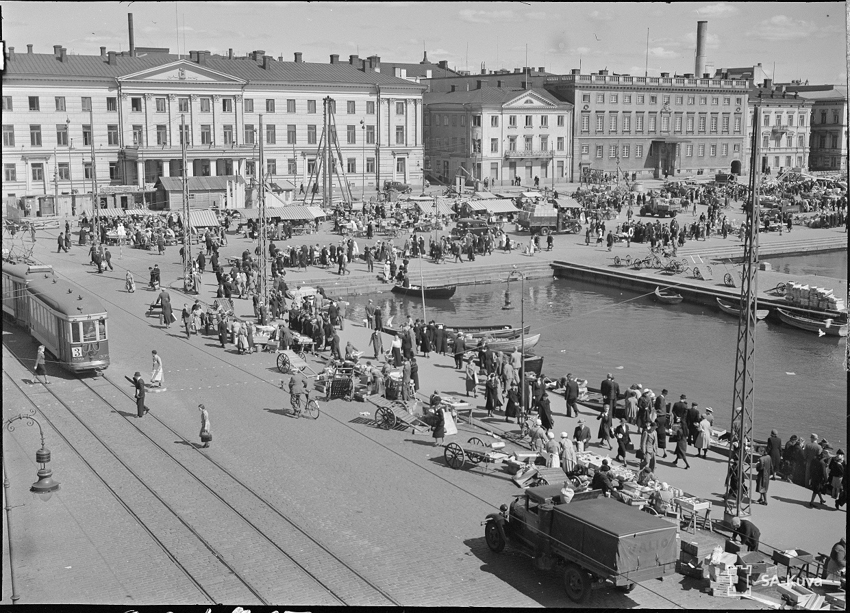 Yleiskuva Kauppatorilta (SA-kuva 1941)